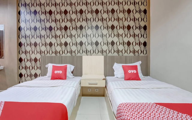 OYO Flagship Tembok Batu Residence