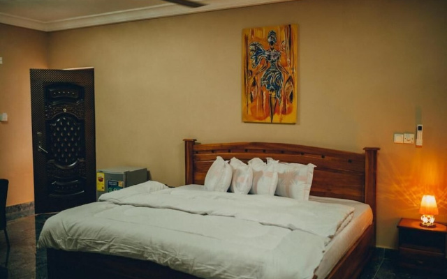 Milady Hotel