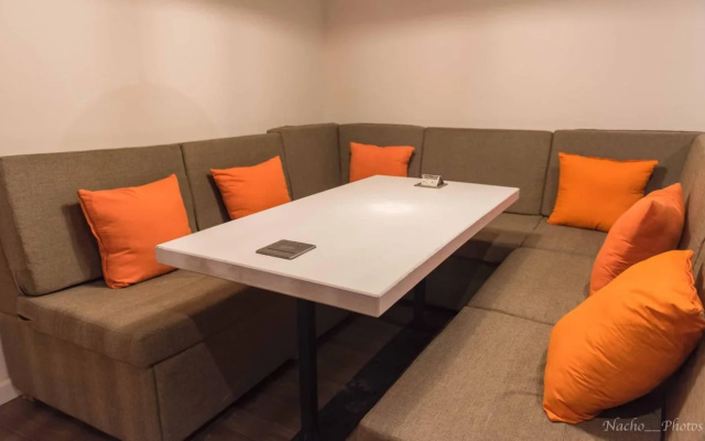 Kame House Backpackers - Hostel - Adults Only
