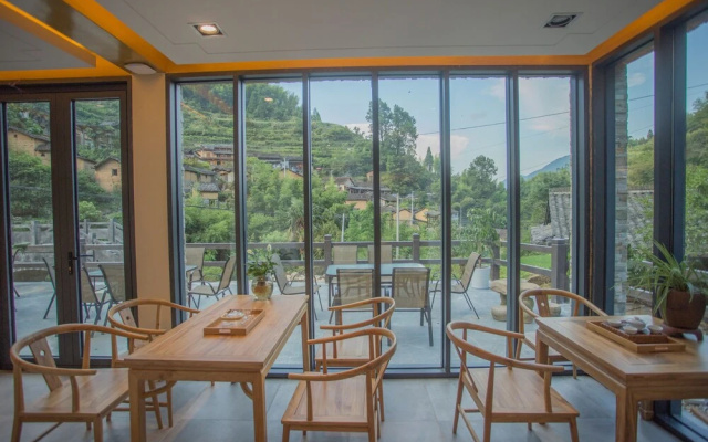 Cloud Valley House
