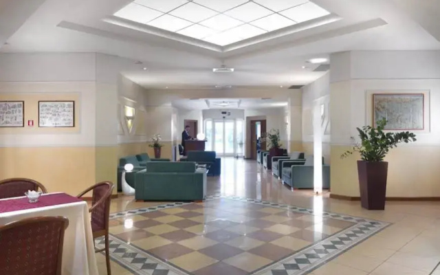 Piramidi Hotel