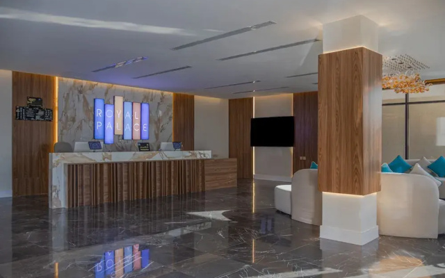 Royal Palace Hotel - Financial District