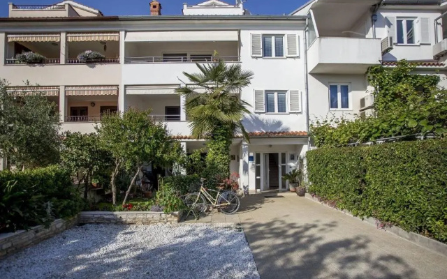 Apartments Marija - 500 m from beach