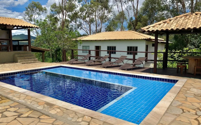 Paz e Tranquilidade - Casa para 15 pessoas com 5 quartos