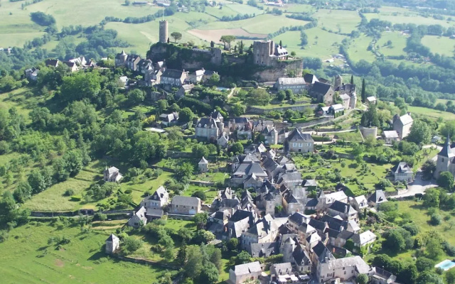 Nice Holiday Home in Hilly Landscape Near Brive