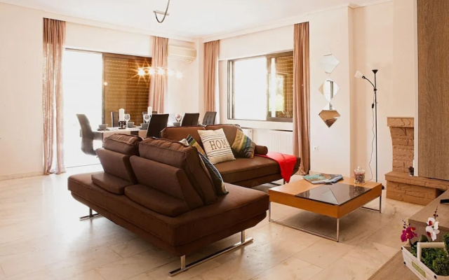 Aries-glyfada City Center Apartment