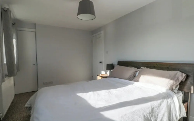 7 Daltons Place