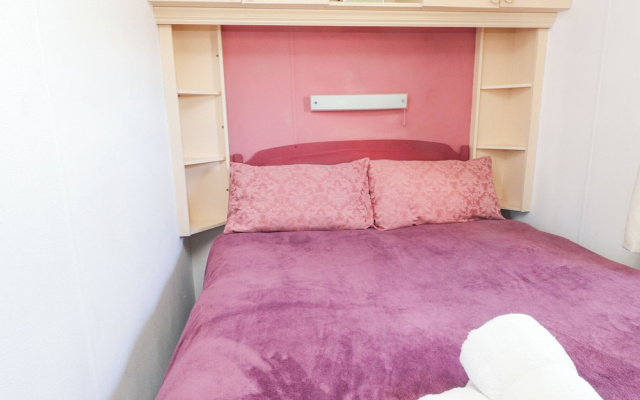 Tanyfron Holiday Caravan