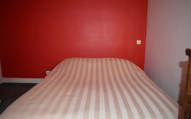 Spacious 1 Bedroom Apartment in Paris 15th