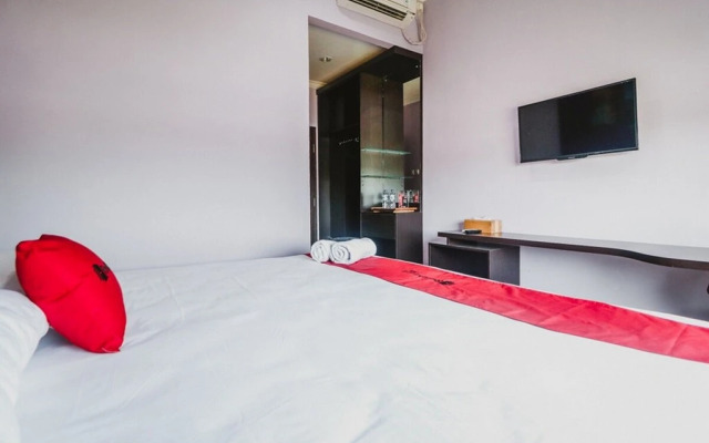 RedDoorz @ MyRoom Umy