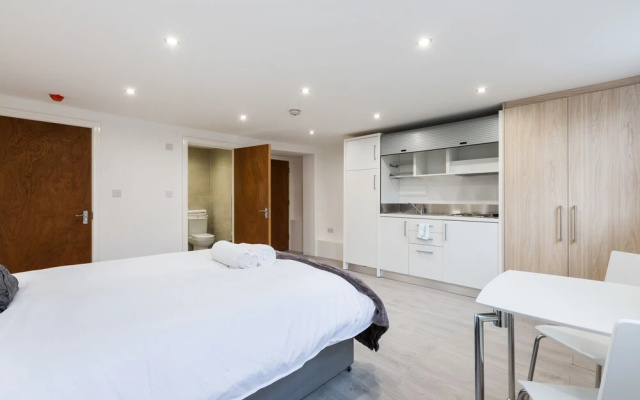 Brand new Studio in Camberwell 1B
