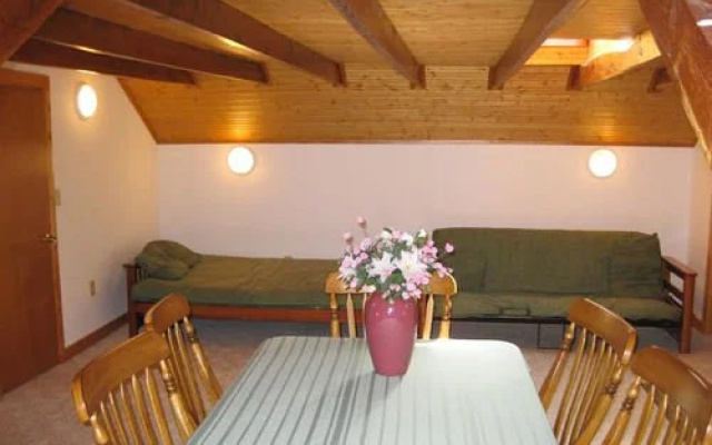 Albrightsville Farm House Bed & Breakfast