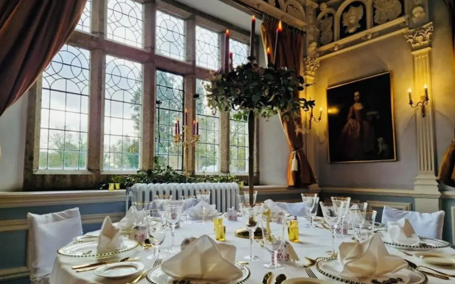 Lewtrenchard Manor