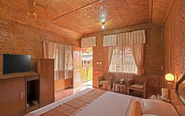 Danau Dariza Resort - Hotel