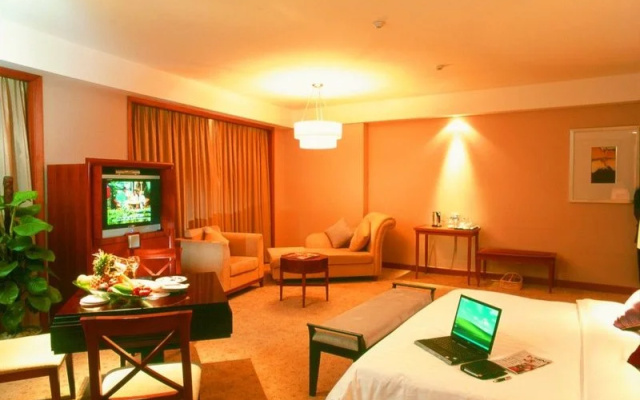 Jia Yu Emperor Hotel