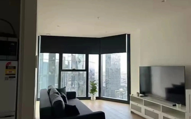 Modern 1BR With Breathtaking Views