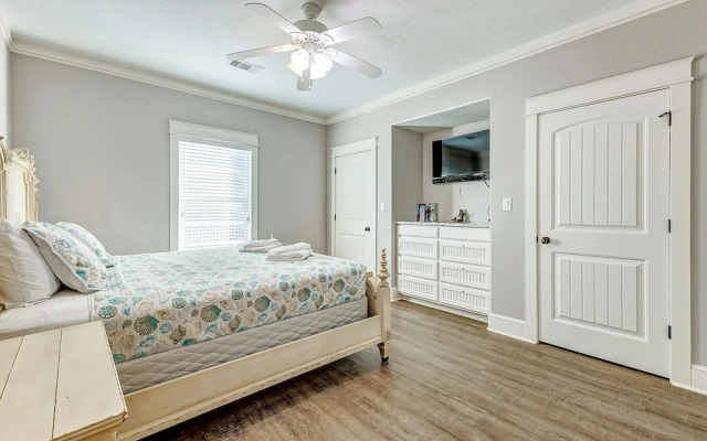 A Southern Belle 4 Bedroom Home