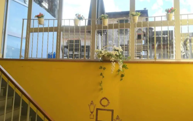 Feel at Home - La Terrazza Sul Borgo