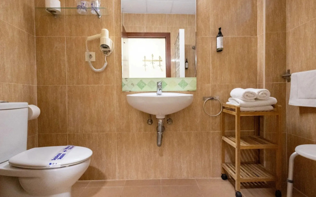 Aparthotel Jabega