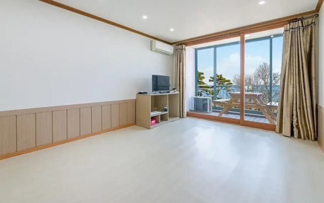 Yeongheongdo Badanoel Spa Pension