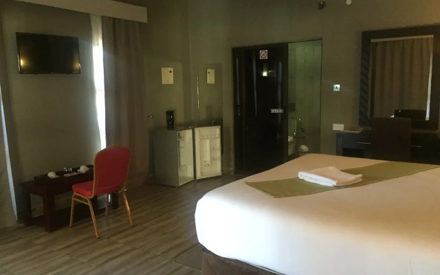 Makgovango Luxury Inn