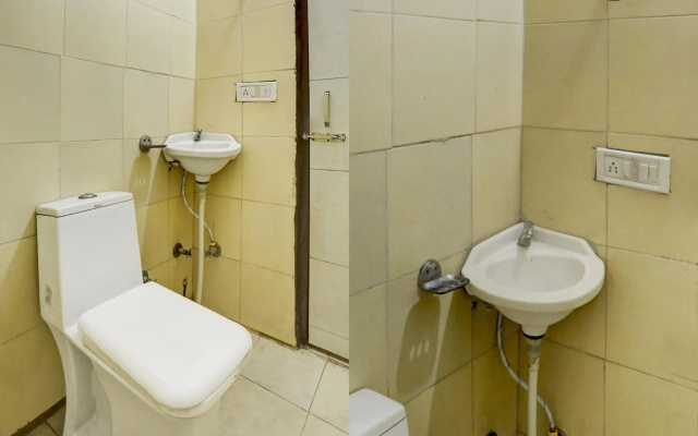 OYO Flagship 80530 Golden Home Stay