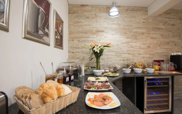 Monte Bello Guesthouse