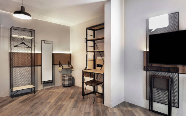 Moxy Lille City