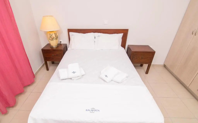 Kalamata Suites Marina