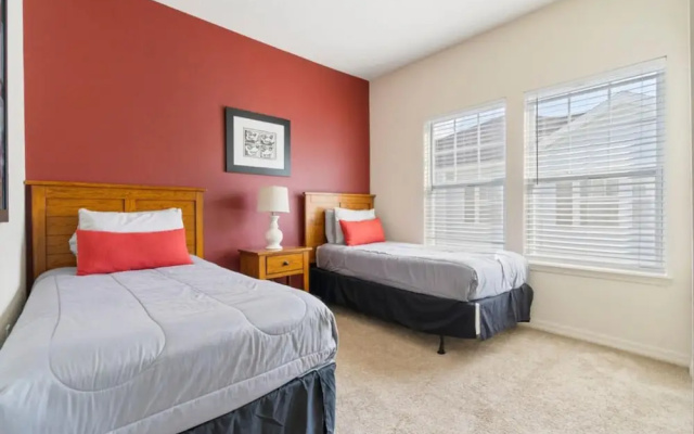 Amazing 4bdr House in Disney 20104