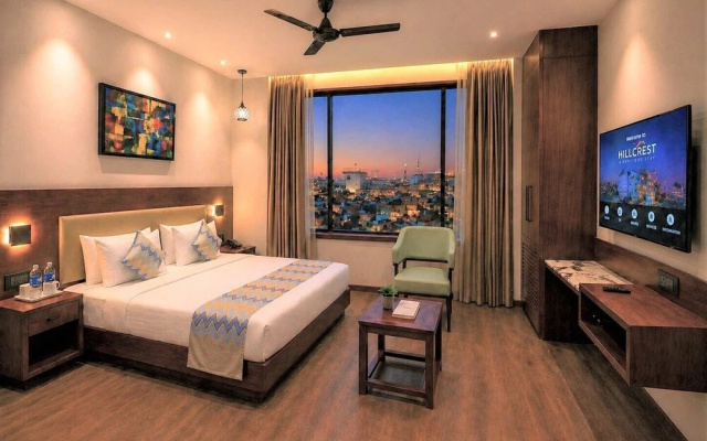 Hillcrest Hotel & Resort