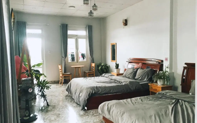 Rot Homestay