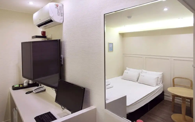 Seven Motel Songjeong