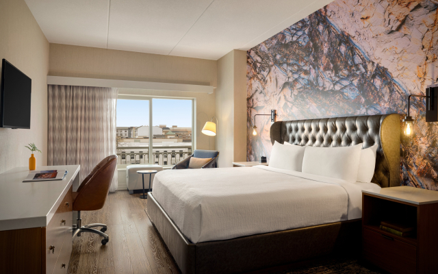 Hotel Indigo Naperville Riverwalk by IHG