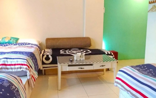 Moonstar Station Inn