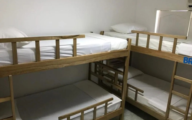 La Perla Hostel