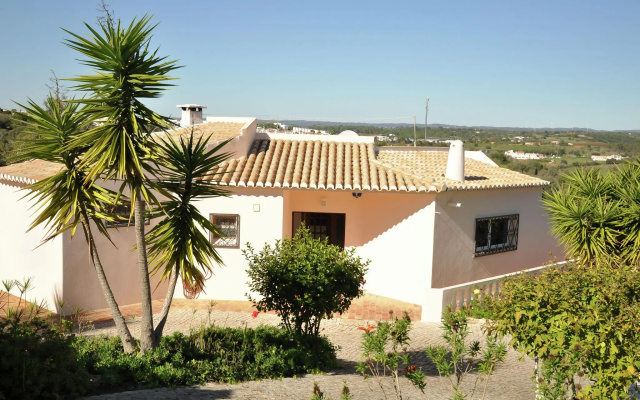 Villa in Lagos With Private Pool