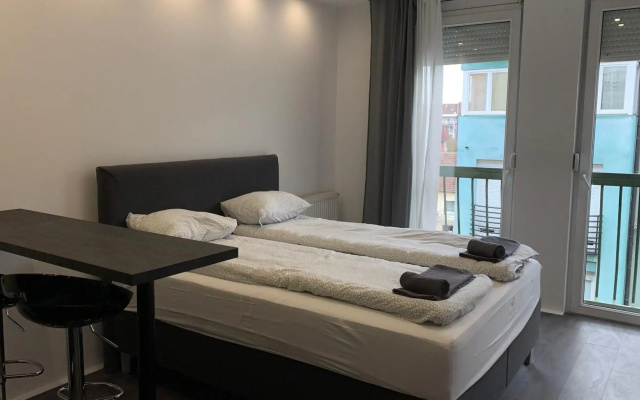 Central Apartment 2