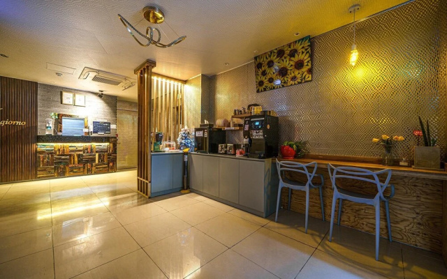 Yangsan Bukbu-dong Hotel Some