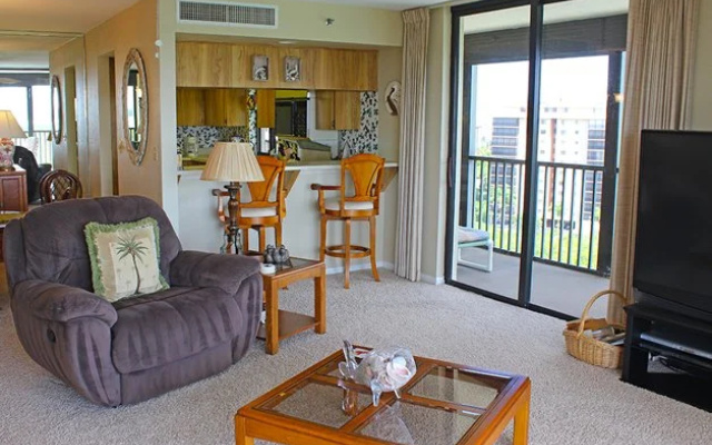 Bay Harbor Club 5A - 2 Br Condo