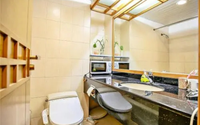 Hangzhou Xihu District ·Huanglong Sports Center Locals Apartment 00147450