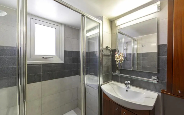 Limassol Olimpia Beach Suite