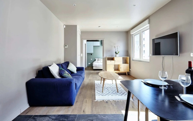 Modern 1BR Home in Batignolles