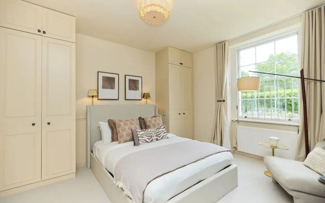 The Brick & Timber Flat by Abbey Road