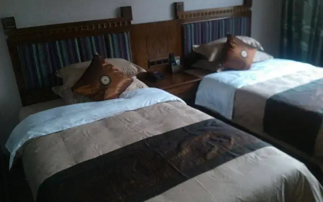 Fenghuang Fulante Holiday Hotel
