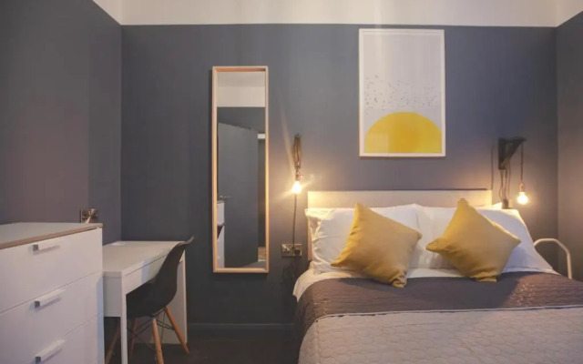 Yellow Hive Boutique Stay Apt 2 (Adults Only)