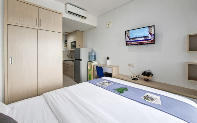 Wonderful Living Studio At Apartment Springwood Residence Tangerang