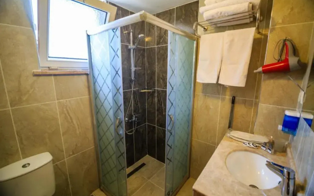 Umut Otel Cakraz