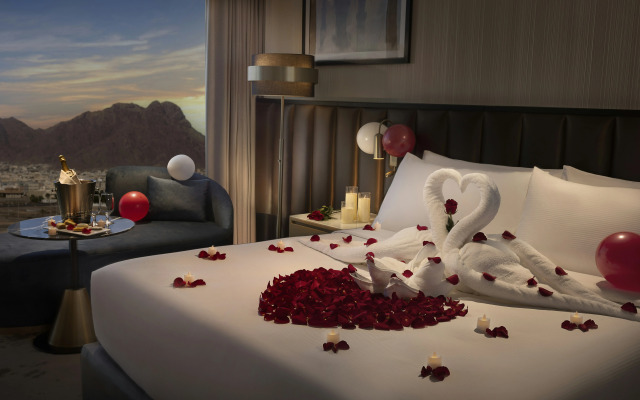 DoubleTree By Hilton Madinah Gate