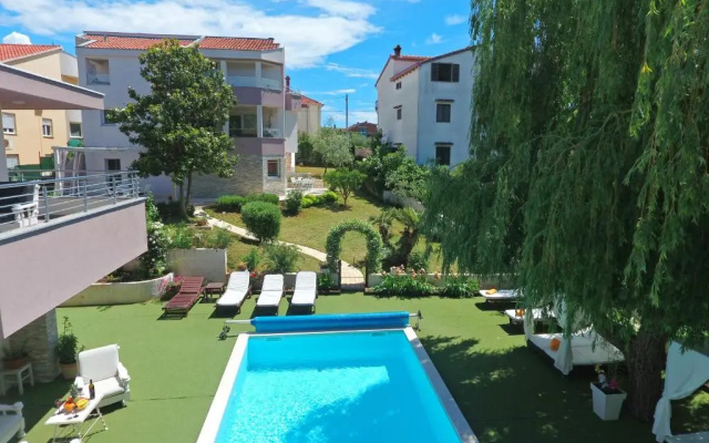 Apartments Mirakul